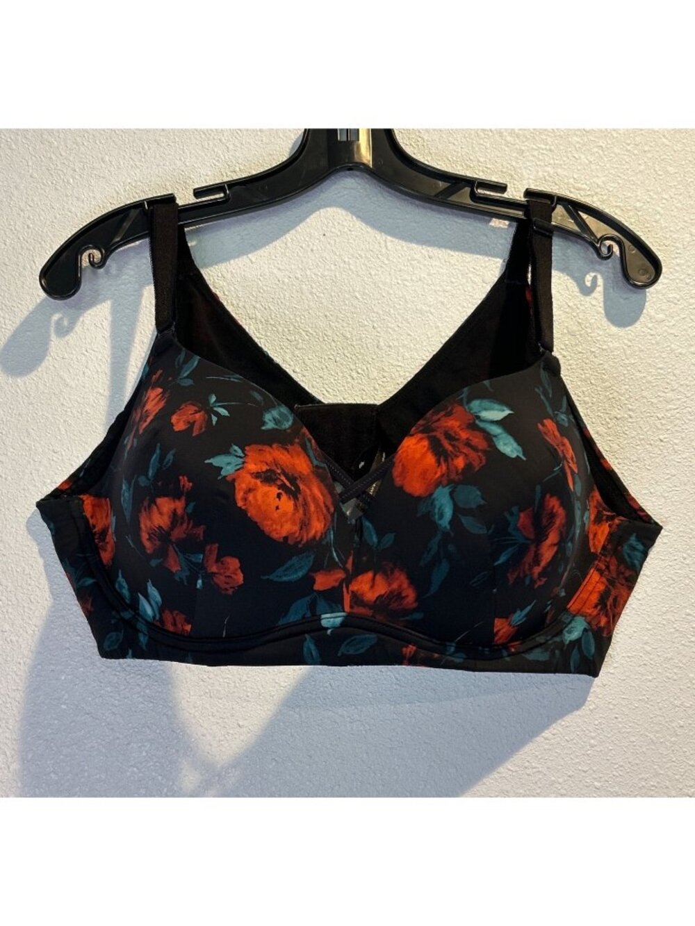 Torrid Wire Free Push up Bra 44-c Padded  Roses